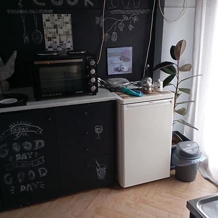 Comfy Studio Lamia Bagian luar foto